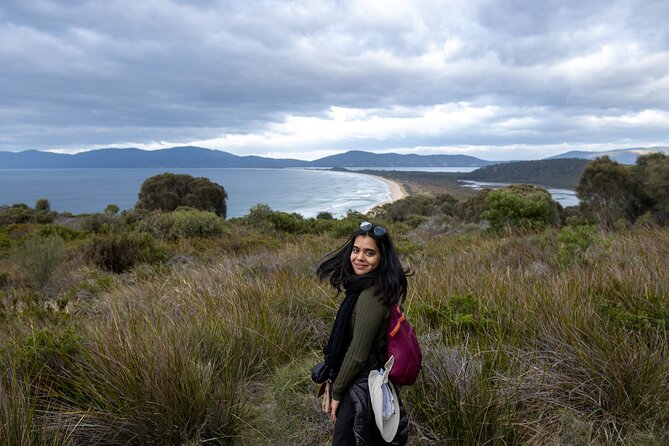 Hobart: Bruny Island Adventure: Hiking, Highlights & Local tastes - Producer tour stops: chocolate, honey tastings, cheese and oysters
