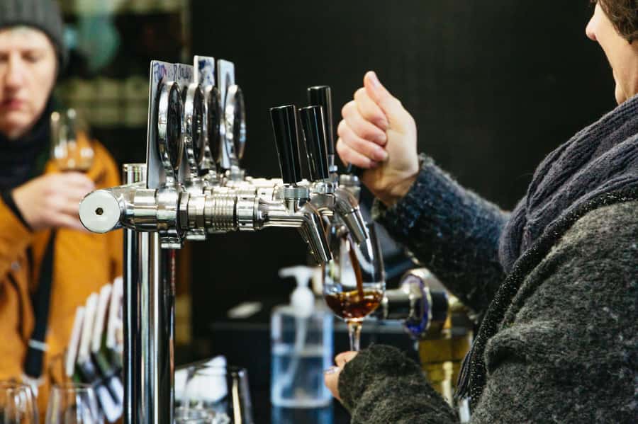 Hobart: Bruny Island Gourmet Sightseeing Day Tour - Cheese, beer, and maker tastings at Bruny Island Cheese and Beer Co.