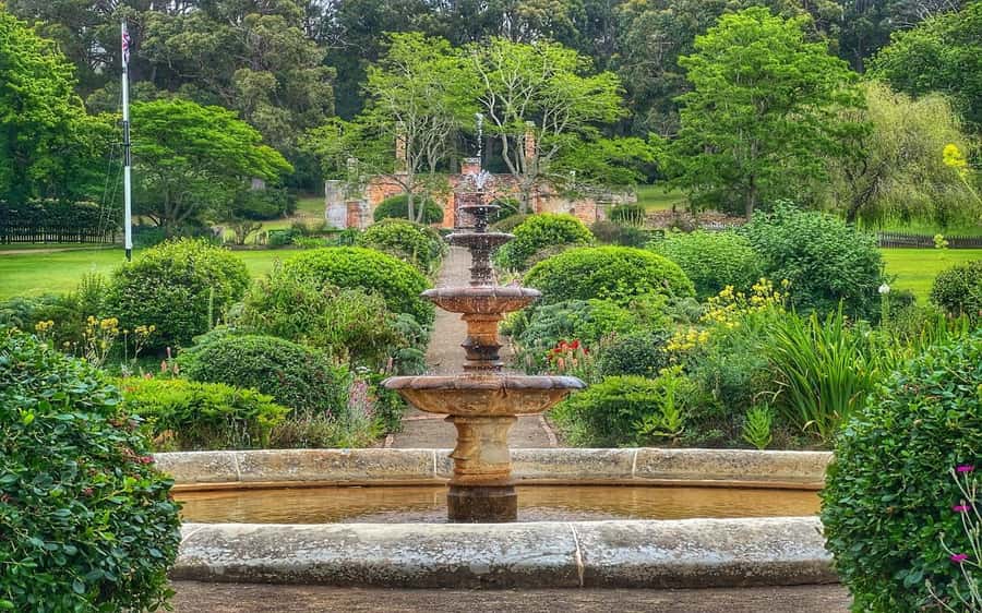 Hobart: Port Arthur & Tasman Park Full-Day Trip with Cruise - Two worlds in one day: convict ruins and wild sea views