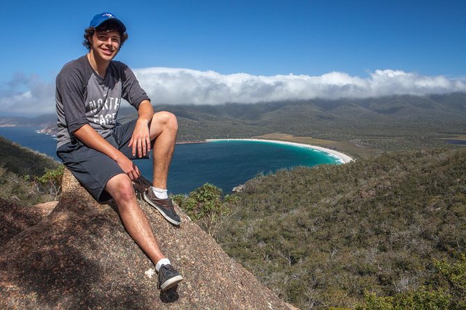 Hobart: Wineglass Bay & Freycinet National Park - Active Day Tour - Wine and Oysters: The Optional East Coast Upgrade