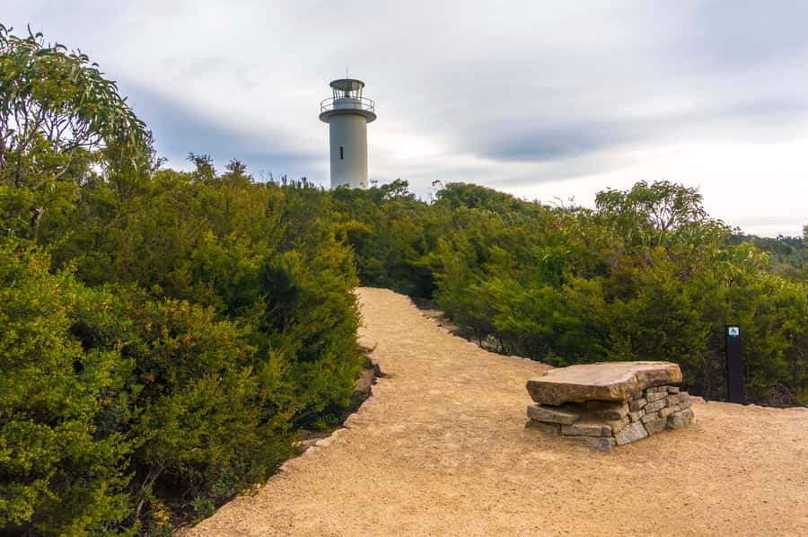 Hobart: Wineglass Bay, Freycinet Park, and Richmond Tour - Devil’s Corner Winery plus local food: tastings without turning the day into a wine tour