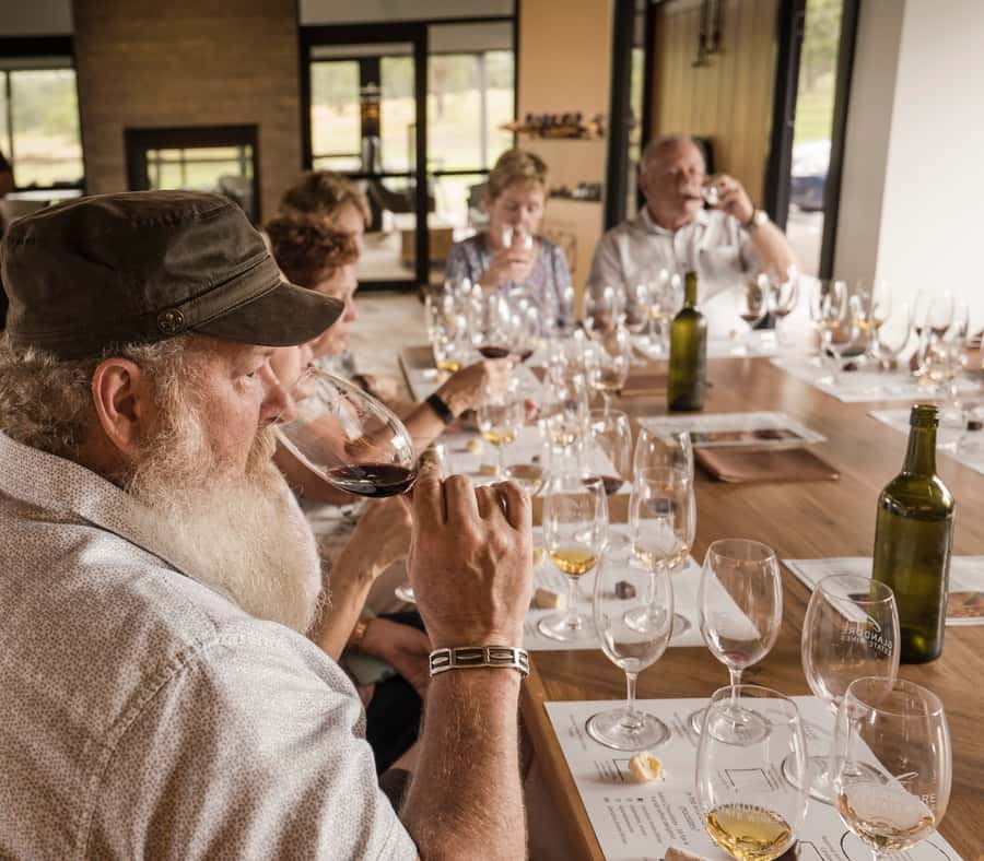Hunter Valley: Uncork the Hunter Full-Day Wine Tour - Lunch That Actually Feeds You, Plus the Right Pace