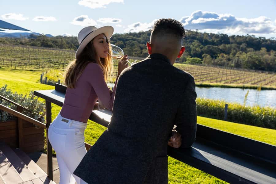 Hunter Valley: Wine and Cheese Tasting - The one-hour wine tasting: sparkling, white, and red