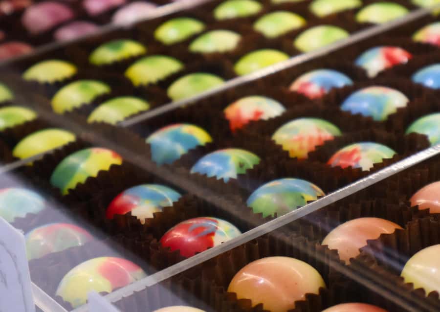 Hunter Valley: Wine, Chocolate and Lunch All Inclusive Tour - Peterson House in Pokolbin: Shopping and Food Tasting Without the Rush Factor