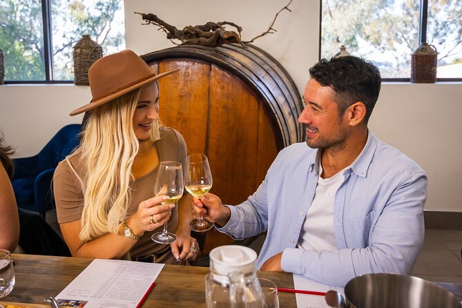 Hunter Valley Wines, 2-Course Lunch, Cheese & Chocolate Tour - First stop in the Hunter Valley: time for the valley feel