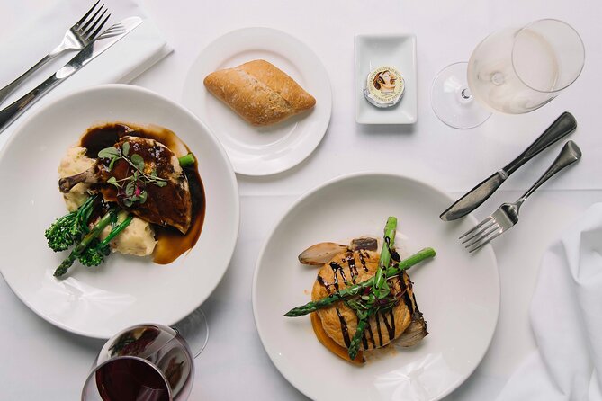 Journey Beyond All-Inclusive Sydney Harbour Dinner Cruise - Where to stand for the Harbour Bridge and Opera House photos