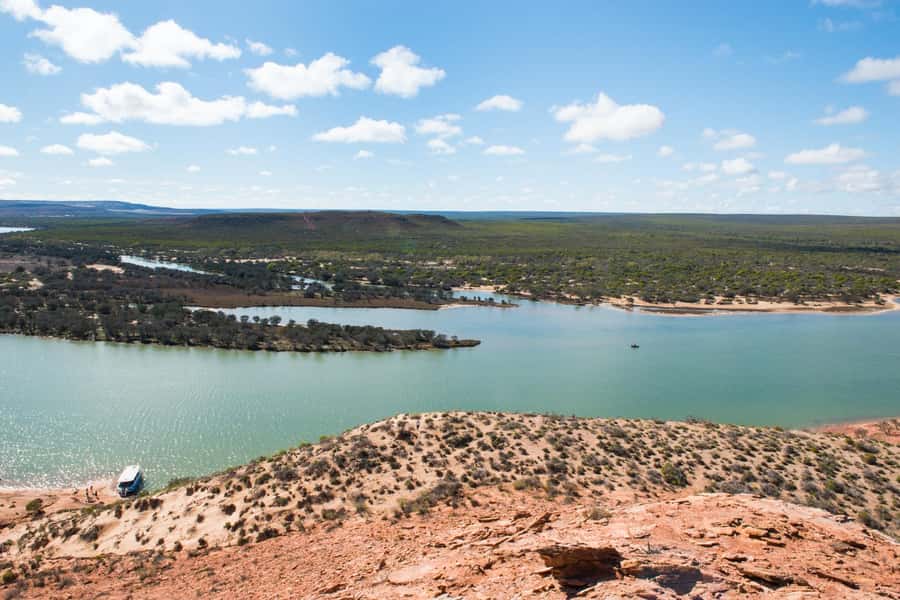 Kalbarri: Murchison River Wilderness Wildlife Cruise - Photo moments: red rock faces, colored rocks, and Goat Island