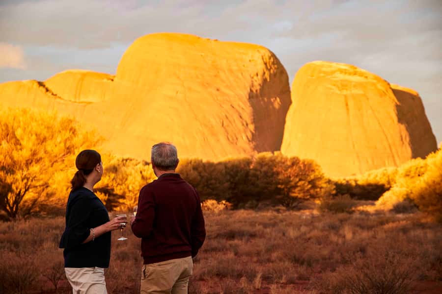 Kata Tjuṯa Sunset Tour with Sparkling Wine and Cheeseboard - The Sunset Moment: Watching Domes Change Color with Sparkling Wine