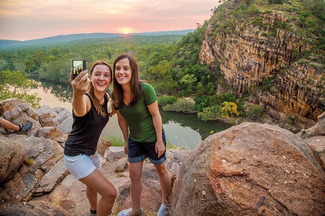 Katherine Day Tour from Darwin including Katherine Gorge Cruise - The Katherine Gorge cruise: sandstone walls, rock art, and crocodile watch