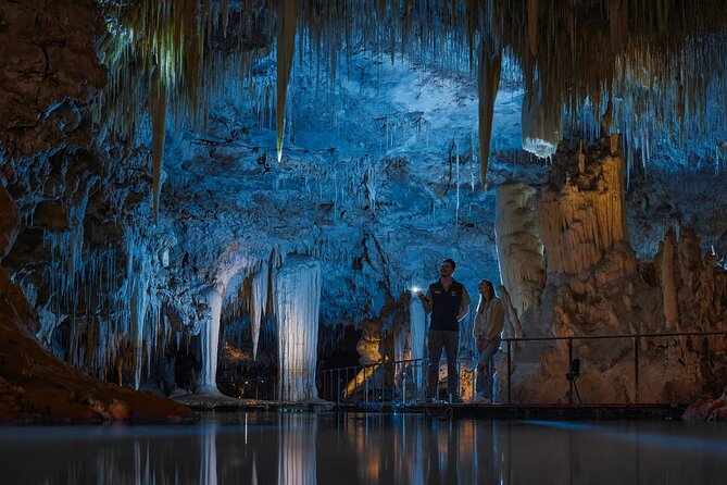 Lake Cave Fully Guided Tour - Steps, shoes, and the knee reality check