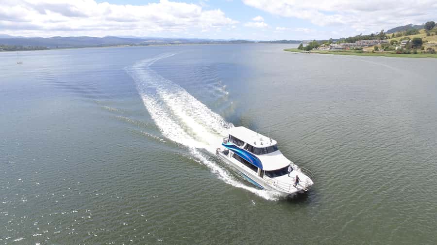 Launceston: 2.5-Hour Afternoon Discovery Cruise - The onboard food and tastings, what you should expect