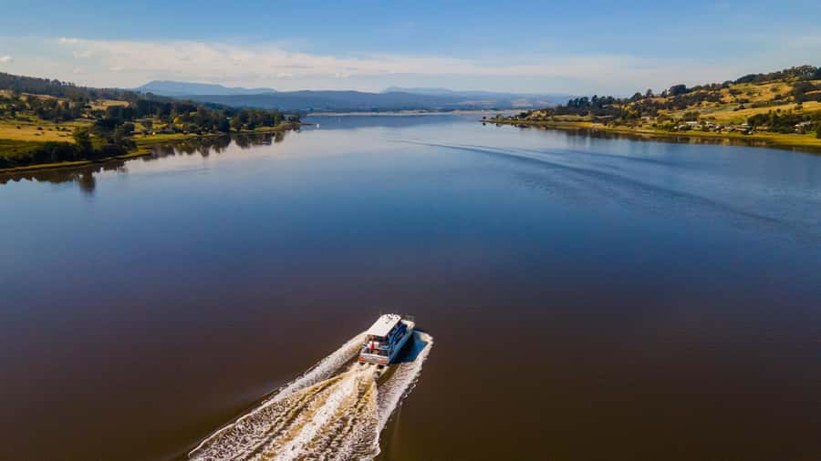 Launceston: 4-Hour Batman Bridge Luncheon Cruise - Tamar Valley water views in just 4 hours