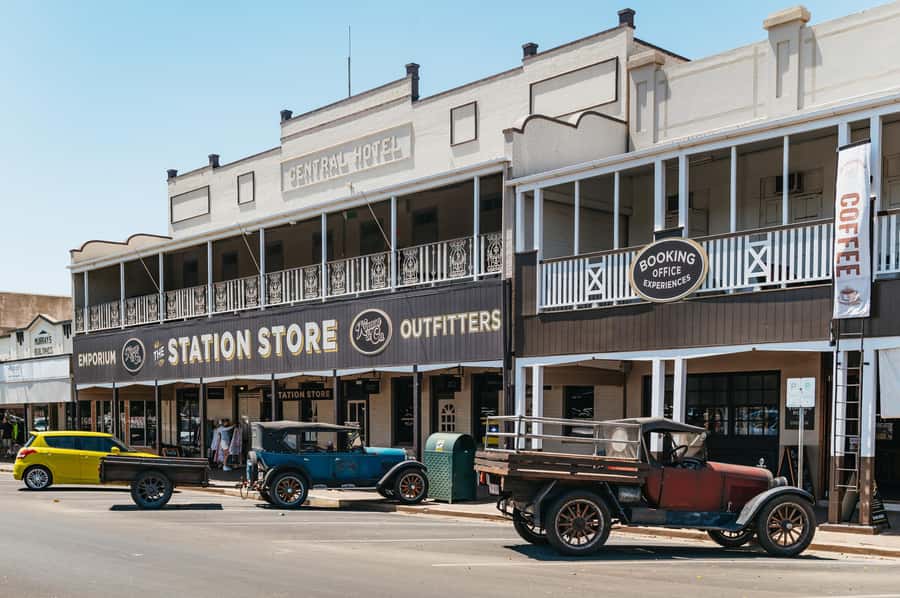 Longreach History and Town Tour - Historical places around town, without guessing what to look at