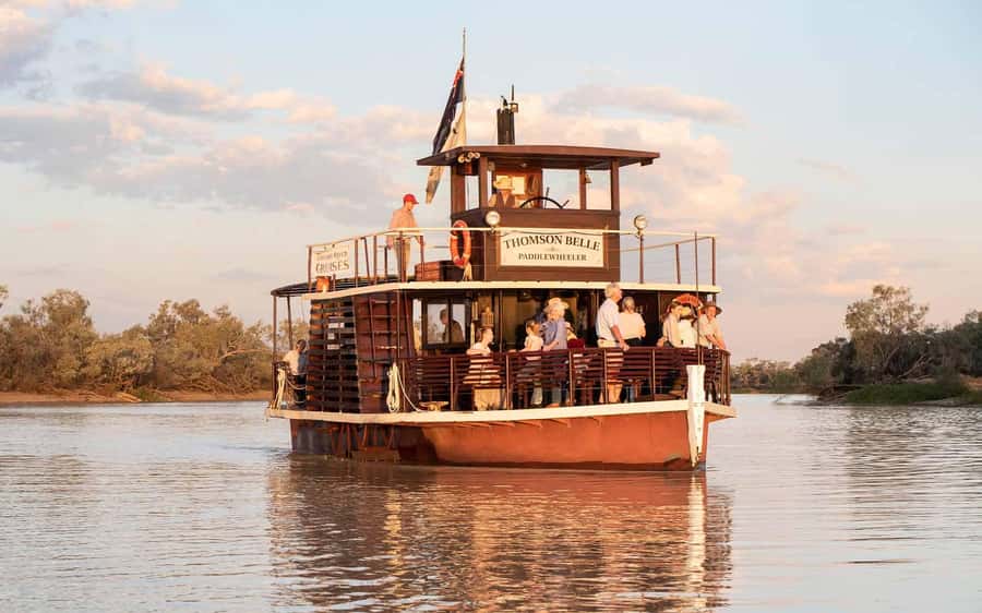 Longreach: Sunset Paddlewheeler Cruise, Show and Dinner - Key highlights worth timing your evening for