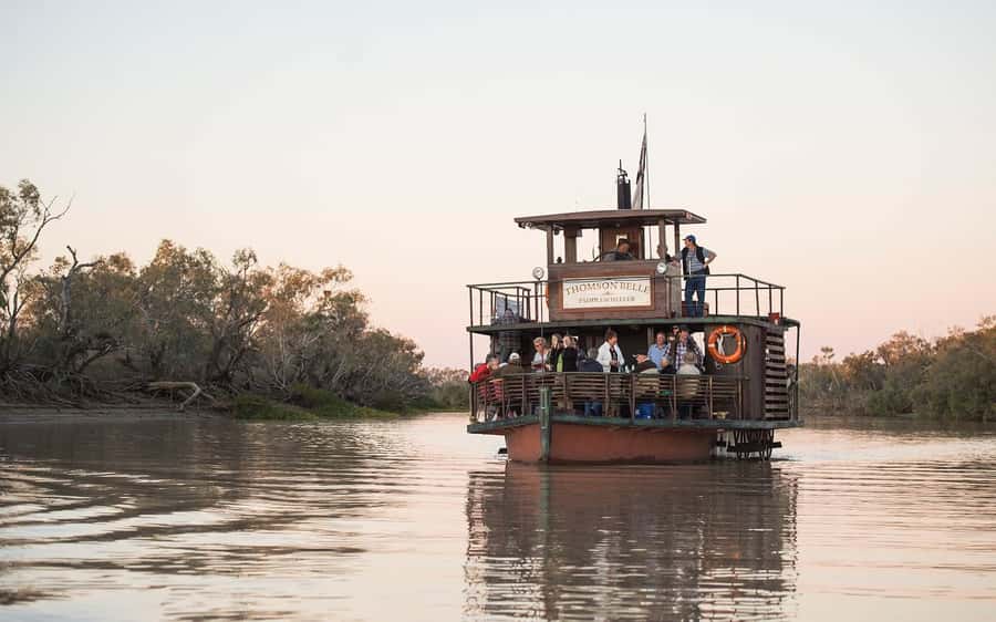 Longreach: Sunset Paddlewheeler Cruise, Show and Dinner - Why the Thomson Belle paddlewheeler feels different after dark