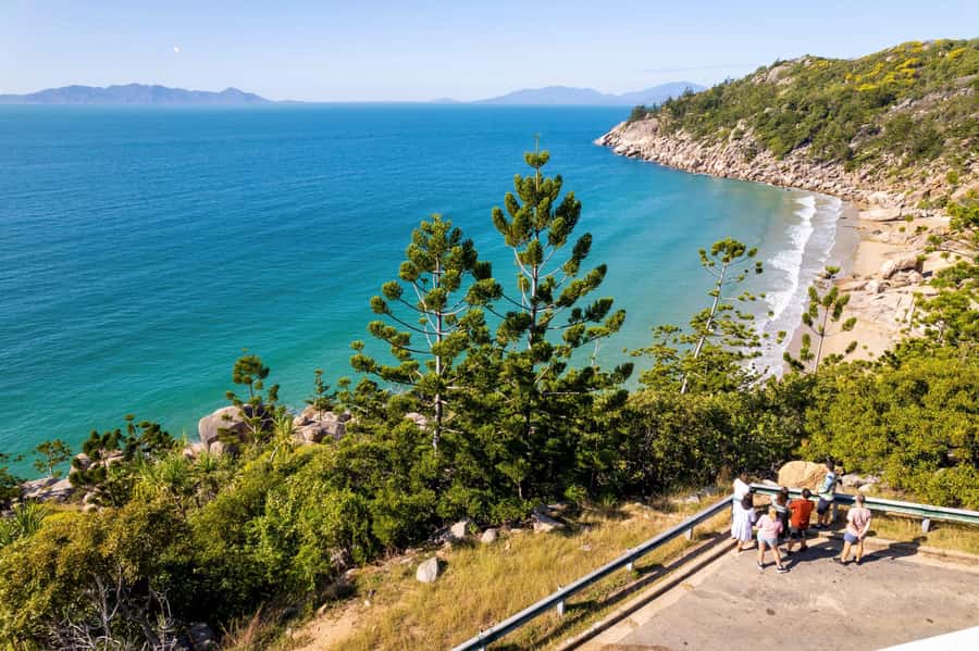 Magnetic Island: Guided Bus Tour with Morning Tea - Getting picked up from Magnetic Island, not Townsville hotels