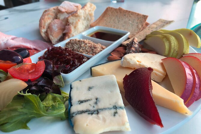 McLaren Vale Winery Small Group Tour with Wine Tasting and Lunch - Lunch at the winery: why the regional platter is a smart move