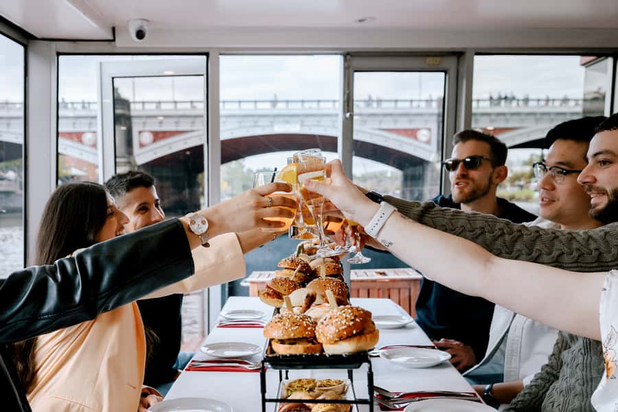 Melbourne: 2-Hour Bottomless Brunch Cruise - Boarding at Southgate and What the 2 Hours Feels Like