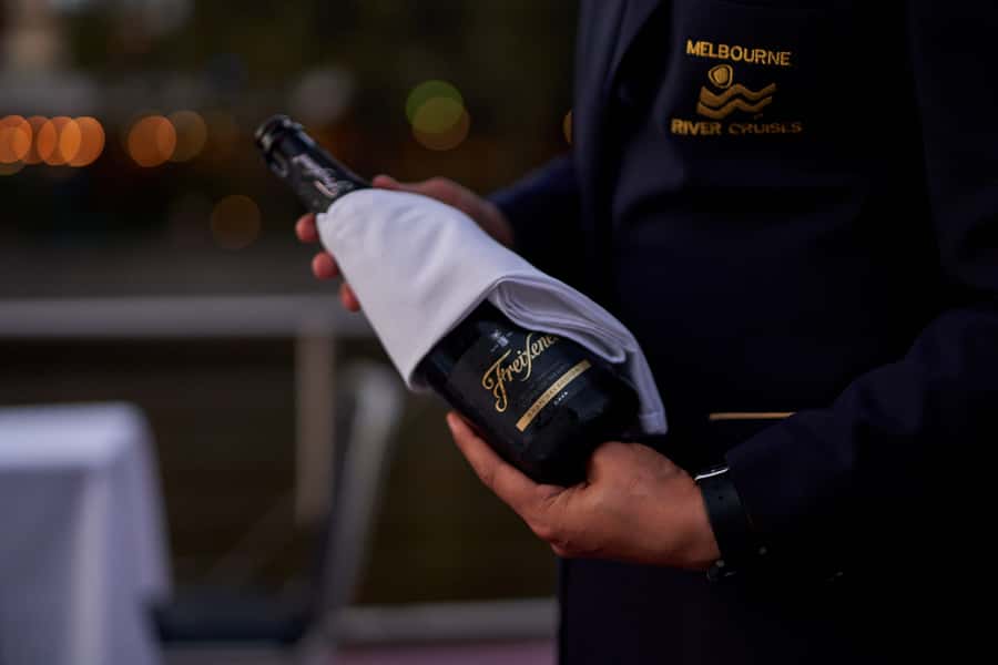Melbourne: 4-Course Dinner Cruise with Drinks - Key things to know before you go