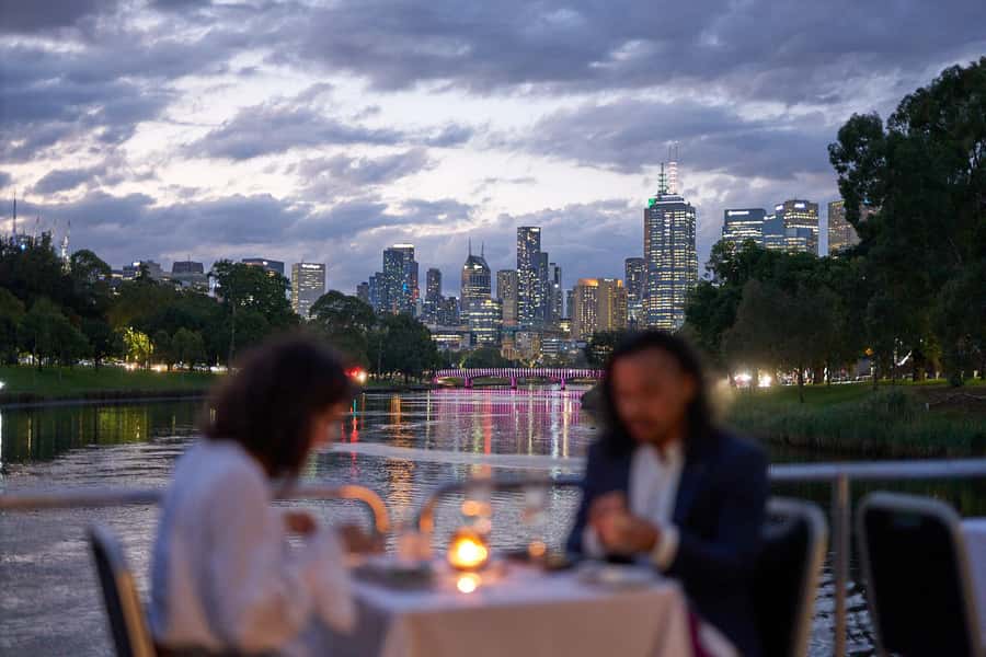 Melbourne: 4-Course Dinner Cruise with Drinks - The 4-course dinner plus cheese platter, how the meal plays out