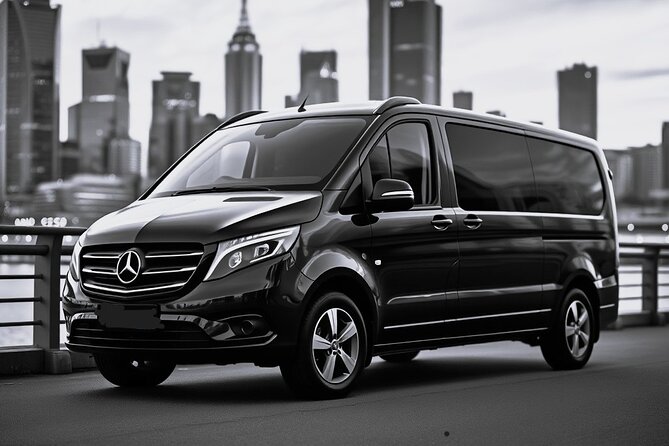 Melbourne Airport to City/CBD Private transfers 4 or more - Mercedes Van and Sprinter Minibus Comfort, Wi-Fi, and Luggage Space