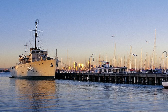 Melbourne: City and Williamstown Ferry Cruise - The Yarra River Cruise: Views Under Bridges and Between Stories