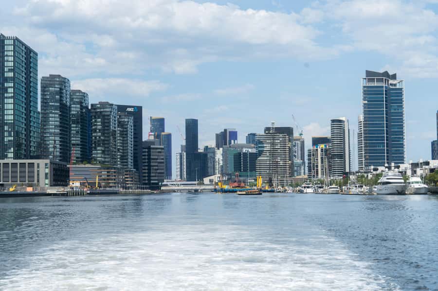 Melbourne City Cruise with Tea, Coffee, and Commentary - Weather-Proof Comfort: Panoramic Windows for Wind or Rain