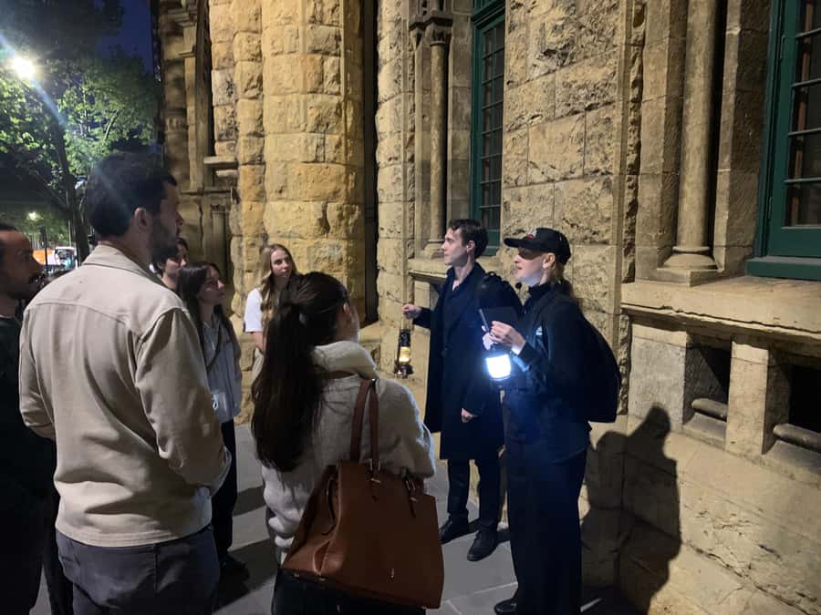 Melbourne: City Highlights Guided Walking Crime Tour - Bank Robberies, Exorcisms, And Victorian Detective Energy