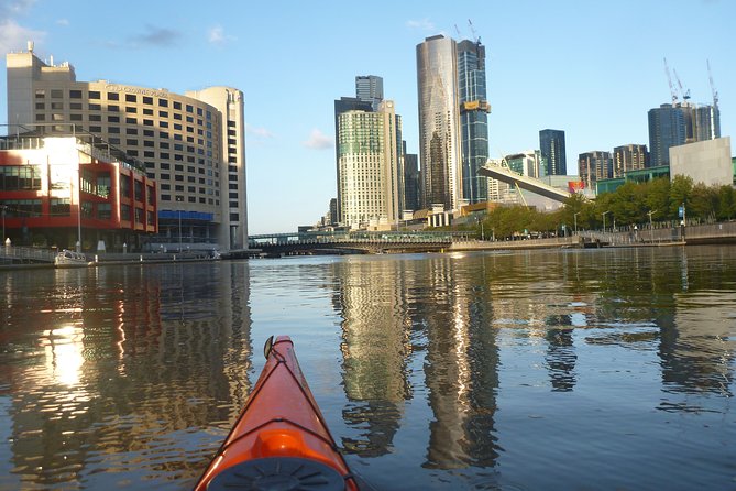 Melbourne City Twilight Kayak Tour - Start Point: Richmond Rowing Club and a Smooth Landing Back There