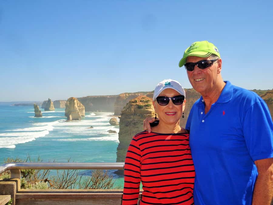 Melbourne: Great Ocean Road, 12 Apostles & Rainforest Tour - Great Ocean Road, from Melbourne to the cliff edge