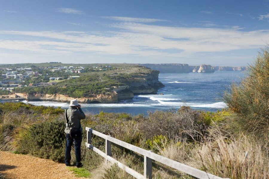 Melbourne: Great Ocean Road & Rainforest Trip - Twelve Apostles and Loch Ard Gorge: choose your pace