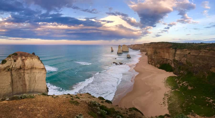 Melbourne: Great Ocean Road to 12 Apostles via the Coastline - Anglesea, the Memorial Arch, and Lorne’s Sea Views