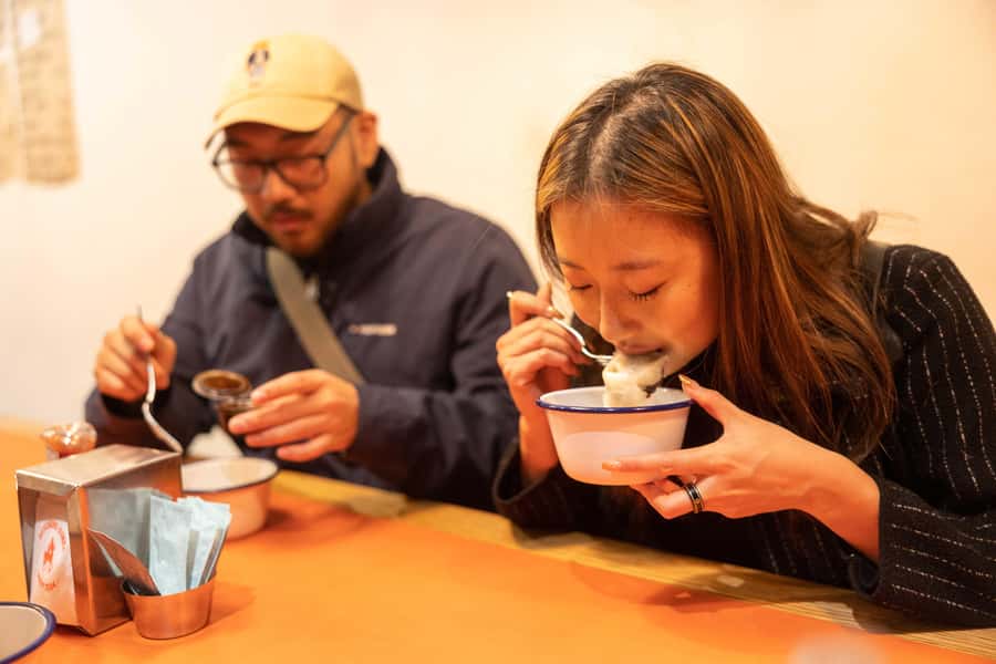 Melbourne: Guided Night-Time Food Walking Tour - Key highlights worth planning around