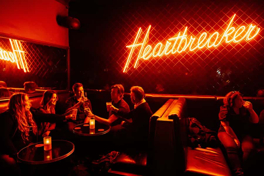 Melbourne: Guided Night-Time Food Walking Tour - Alcohol on the tour: one included drink, then you decide
