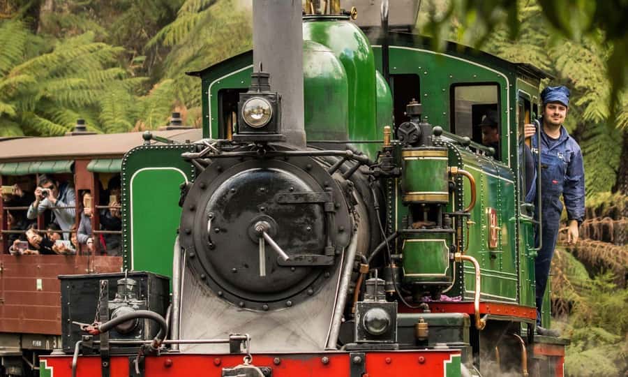 Melbourne: Half-Day Puffing Billy Steam Train Experience - Getting to Belgrave, the day starts before the steam