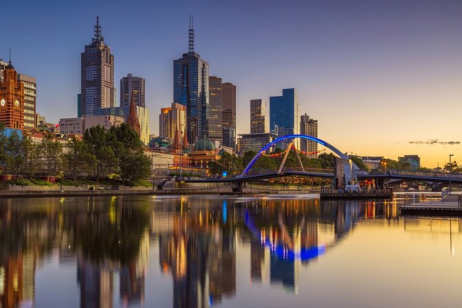 Melbourne Like a Local, Private & Personalized Experience (3 hrs) - Start at Starbucks on Swanston Street, then get your bearings