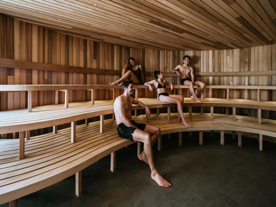 Melbourne: Peninsula Hot Springs Early Bathing & Scenic Tour - Colorful beach bathing boxes: the classic photo stop