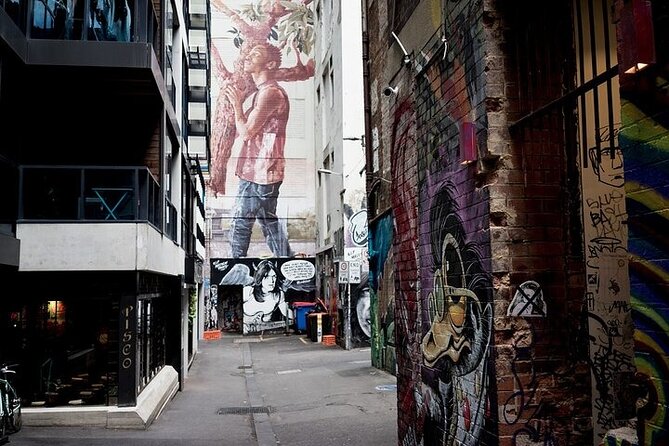 Melbourne Private Bites and Sights with Skydeck Entrance - The guides: storytelling that makes stops feel connected