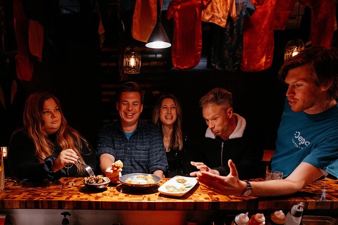 Melbourne: Progressive Dinner Tour - Chinatown, Laneways & Drink - A 7 pm walking dinner that cuts the guesswork in Melbourne