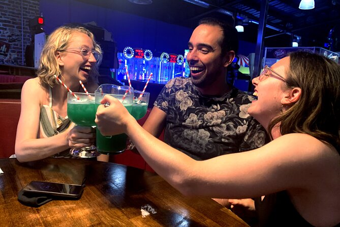 Melbourne Pub Crawl - Your guide, camera moments, and meeting people fast
