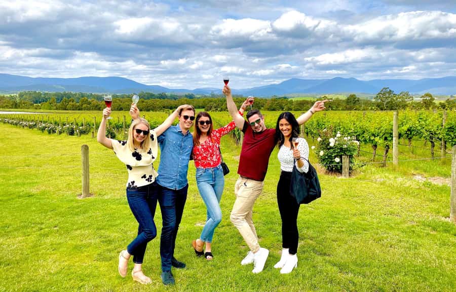 Melbourne: Yarra Valley Wine, Choc, Farm Fresh, Gin Tour - Melbourne to Yarra Valley: a full-day timeline that still feels organized