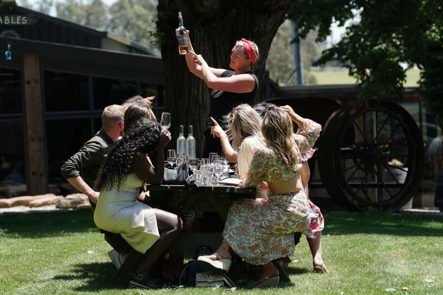 Melbourne: Yarra Valley Wine, Cider, Gin, Beer, & Choc Tour - Meeting in Melbourne at 74 Spring Street and Getting Ready