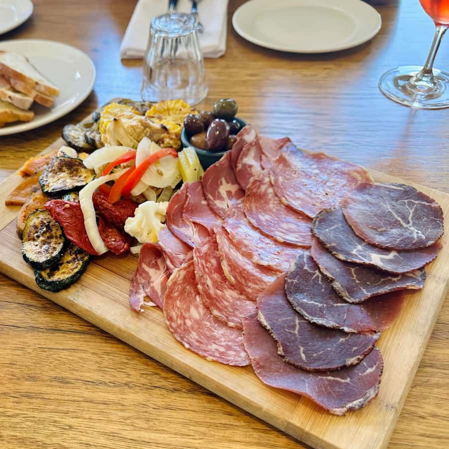 Melbourne: Yarra Valley Wine Tour + Lunch & Gin/Beer Option - Quick highlights