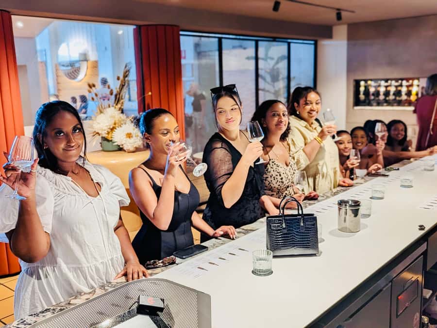 Melbourne: Yarra Valley Wine Tour + Lunch & Gin/Beer Option - The gin or beer swap: Four Pillars Distillery vs Watts River Brewery
