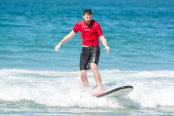 Merrick's Noosa Learn to Surf: 2 Hour group surfing lesson - Morning or afternoon: how to choose the right session