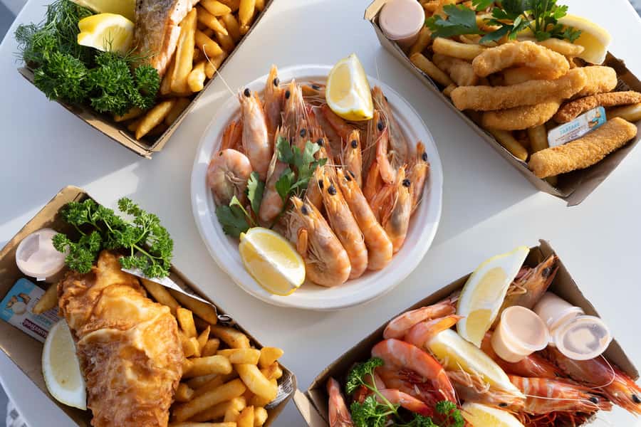 Mooloolaba: Seafood Lunch Cruise - Boarding at The Wharf, and how to set yourself up