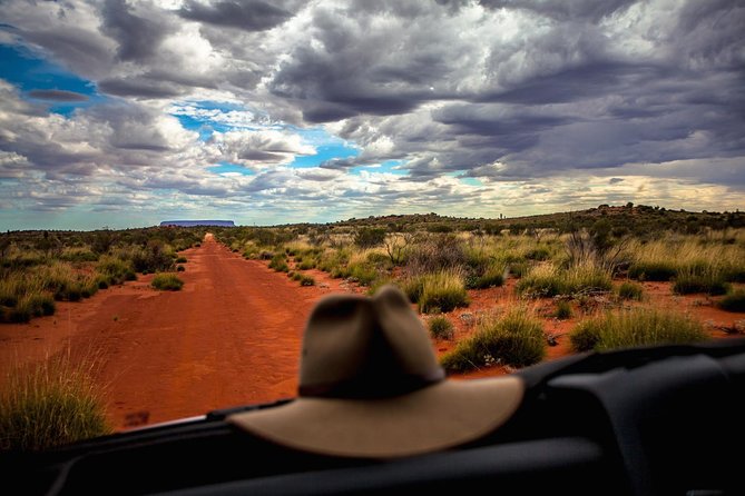 Mt Conner 4WD Small Group Tour from Ayers Rock Resort inc Dinner - Mt Conner instead of the Uluru crowds: the real payoff