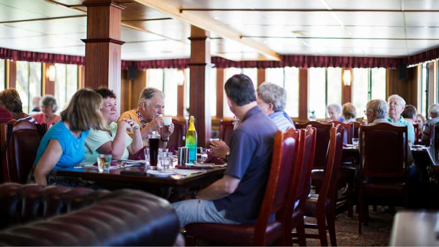Murray River Highlights and Luncheon Cruise - Why this Proud Mary luncheon cruise is an easy win
