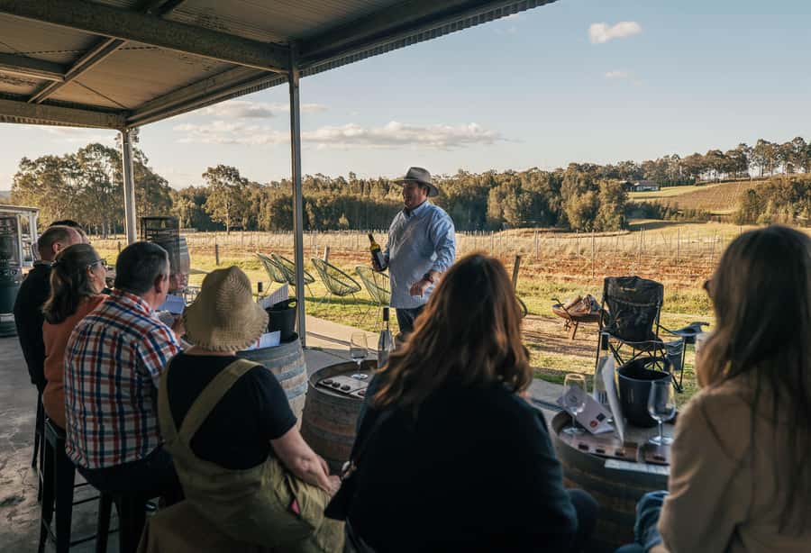 Newcastle: Boutique Hunter Valley Wine Tour - What to bring and how to dress for a smooth tasting day