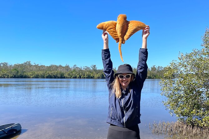 Noosa Everglade Kayak -South/Noosa End - Searching for Stingrays! - Going from open lake to creek maze (and why the route matters)
